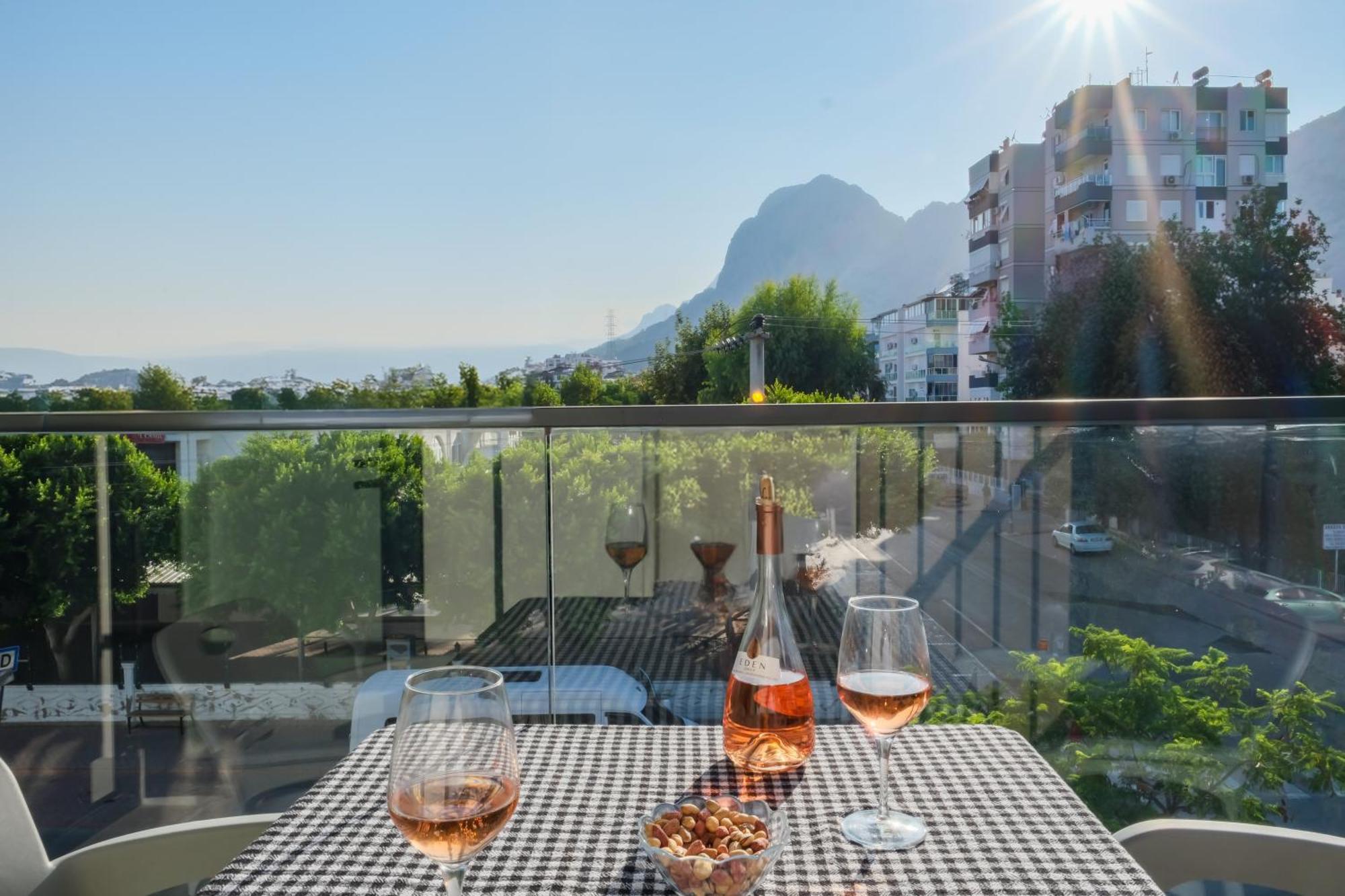 Rudblu Suites Анталья Экстерьер фото